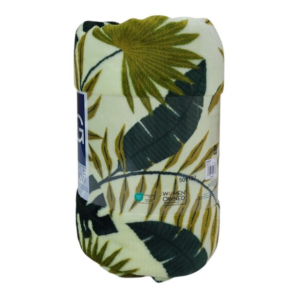 The Big One Our Favorite Plush Throw Blanket Oversized 5'x6' Tropical Leaf Green - Picture 2 of 8